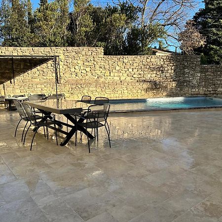 Appartement Avec Piscine Privee Dans Residence Pour 6 Personnes อูเซส ภายนอก รูปภาพ