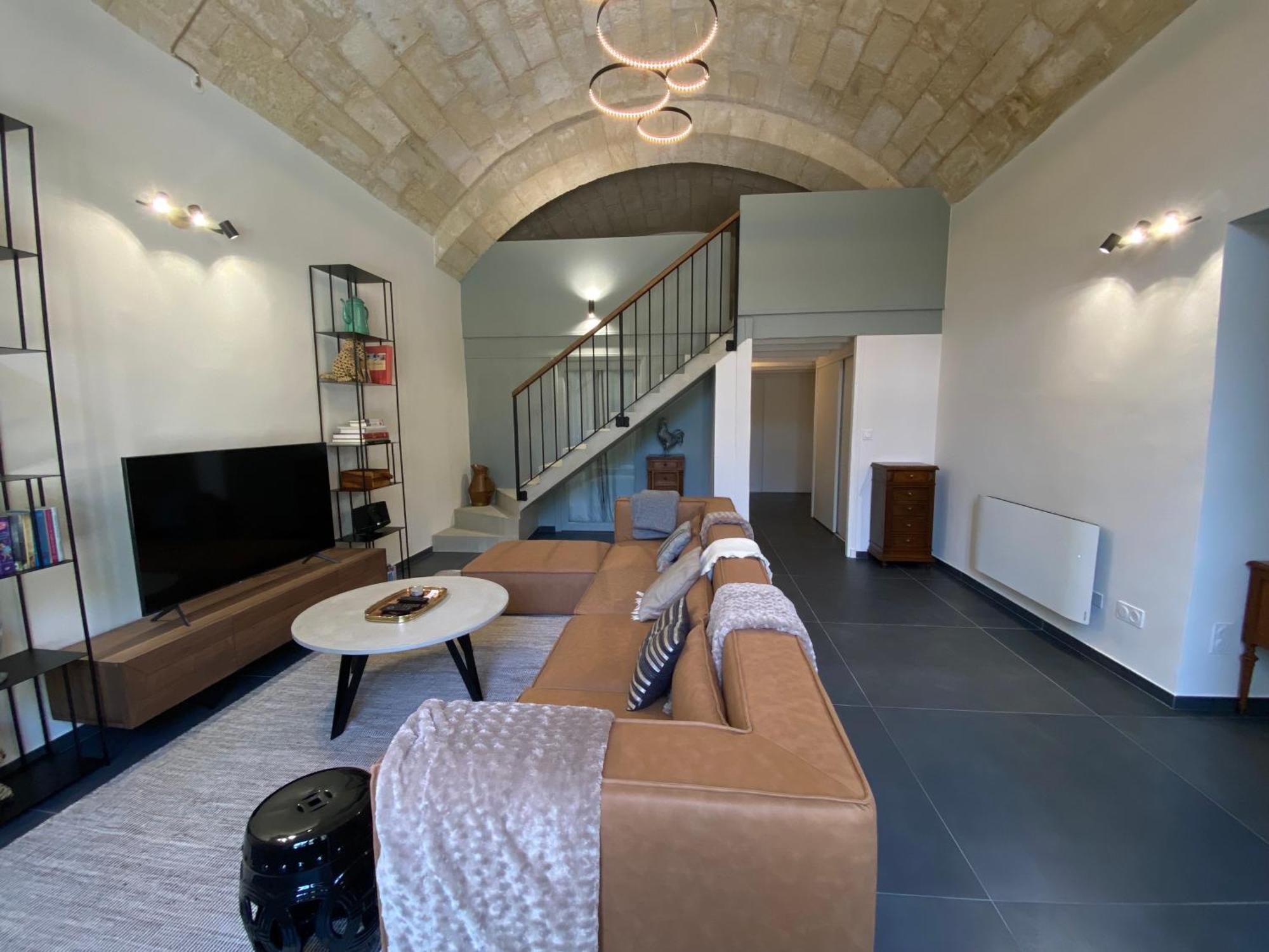 Appartement Avec Piscine Privee Dans Residence Pour 6 Personnes อูเซส ภายนอก รูปภาพ