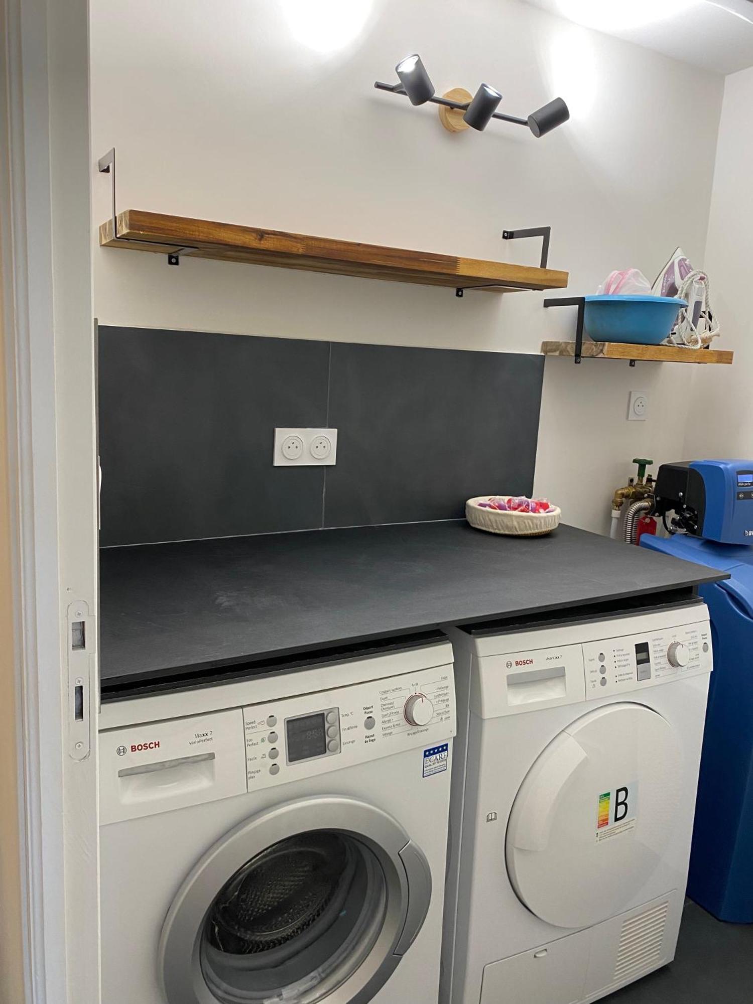 Appartement Avec Piscine Privee Dans Residence Pour 6 Personnes อูเซส ภายนอก รูปภาพ